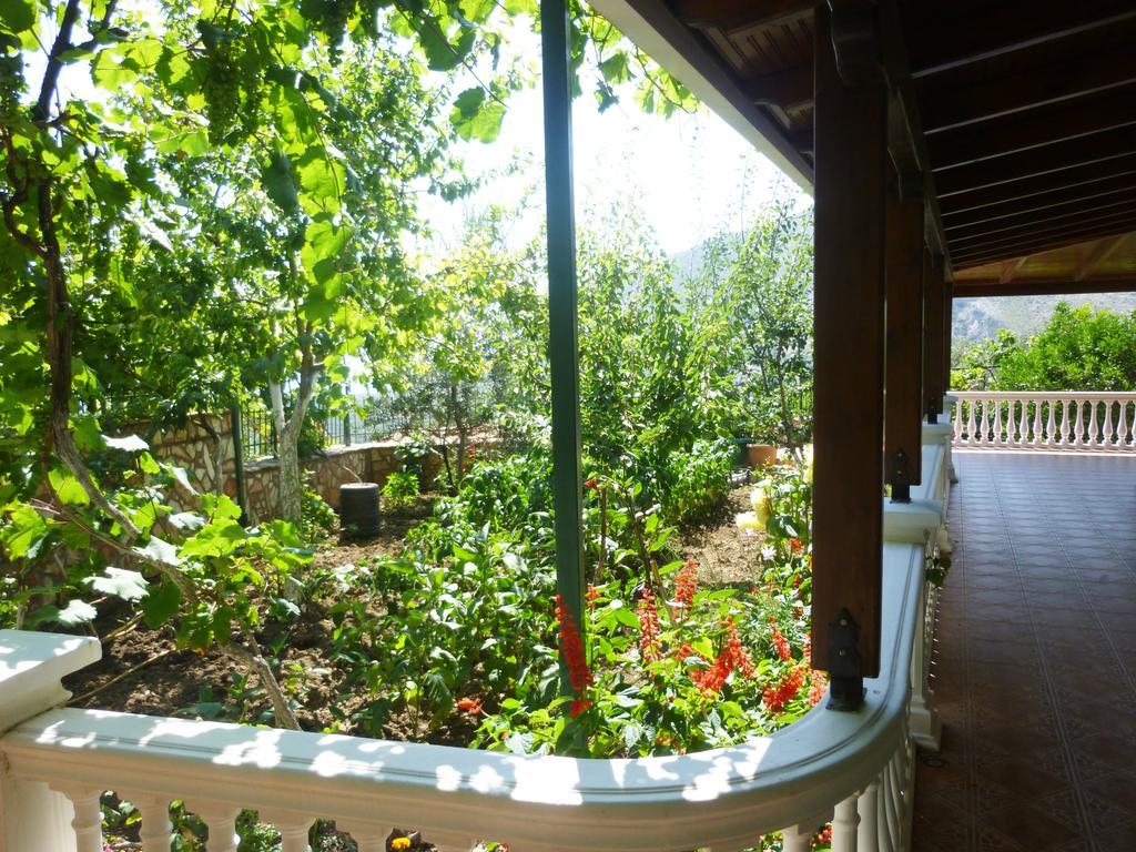 Vila Altini Borsh Εξωτερικό φωτογραφία